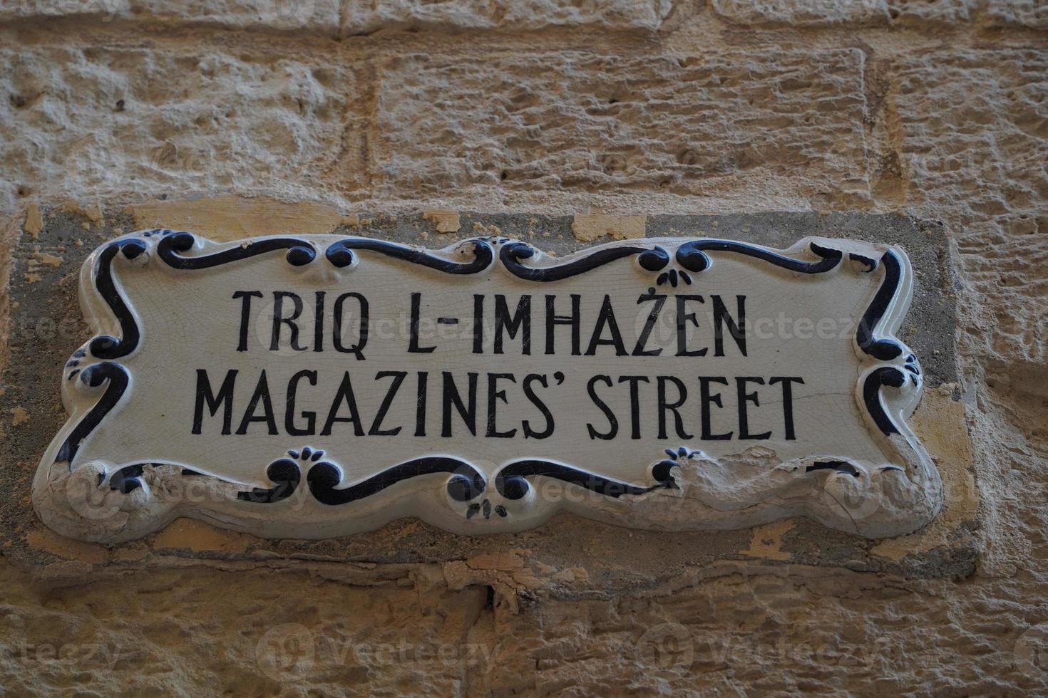 medina medievale villaggio strada cartello nel Malta foto