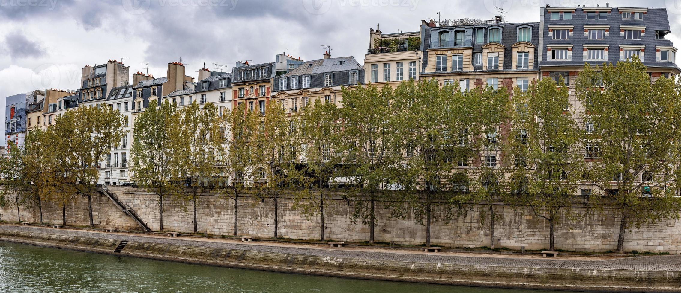 Parigi paesaggio urbano Visualizza panorama a partire dal Senna fiume foto