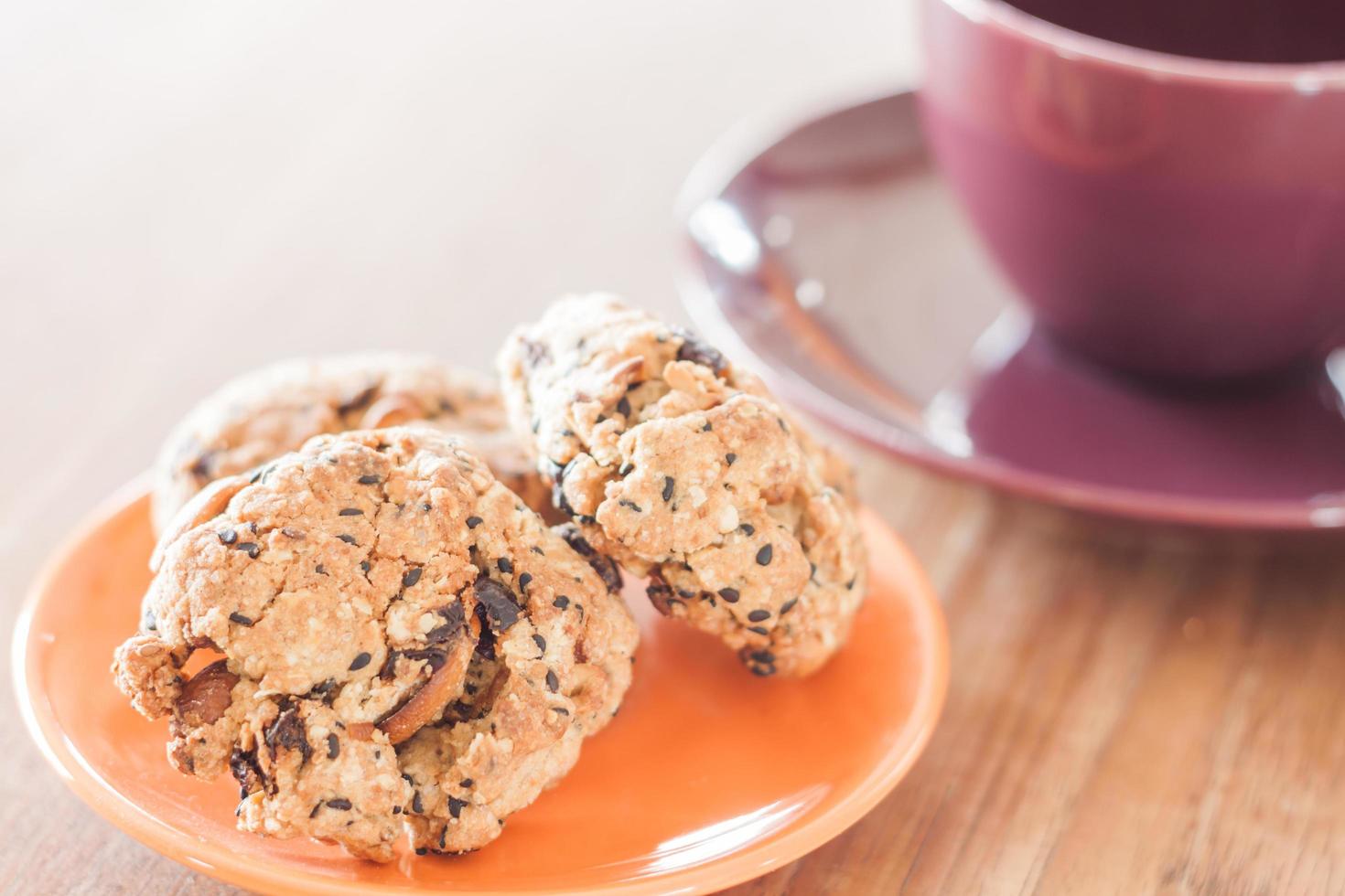 primo piano di biscotti ai cereali foto