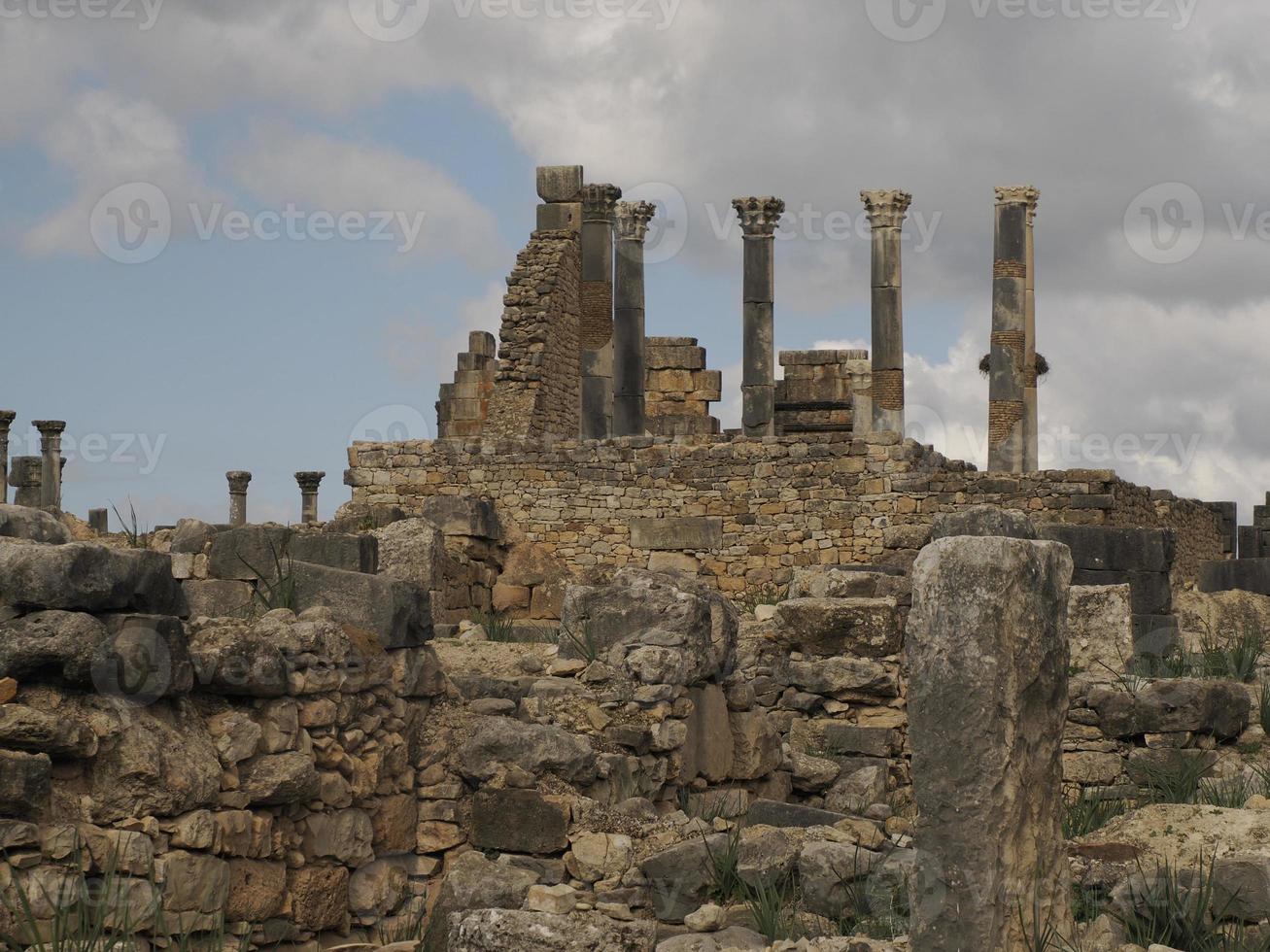 volubilis romano rovine nel Marocco- meglio conservato romano rovine collocato fra il imperiale città di fez e meknes foto