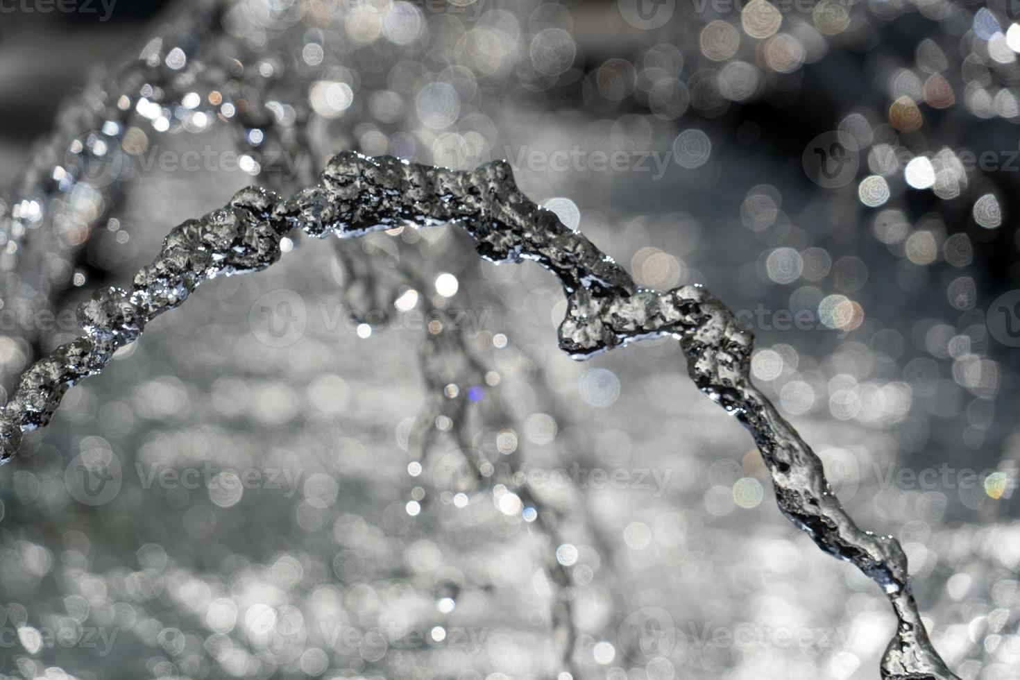 Fontana spruzzo acqua dettaglio vicino su foto