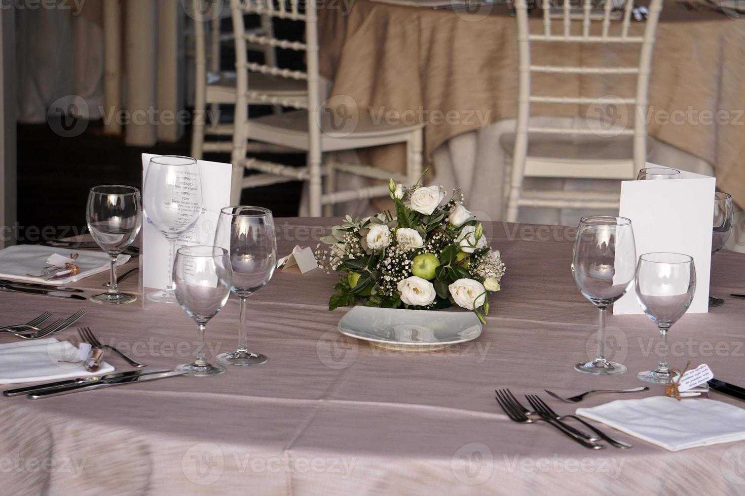 nozze tavolo decorazione vicino su nel sicilia Italia foto