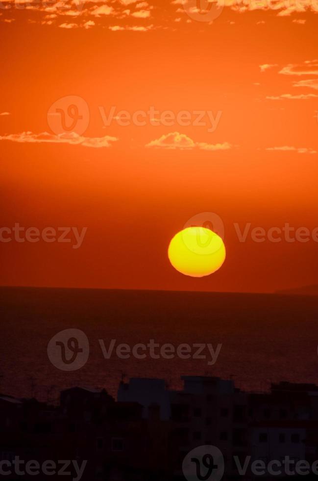 cielo al di sopra di il tramonto foto