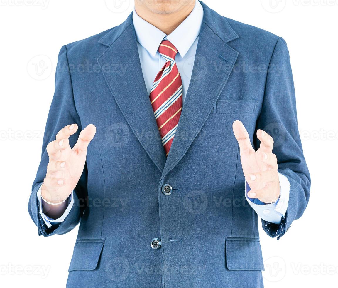maschio indossare blu nel completo da uomo raggiungendo mano su con ritaglio sentiero foto