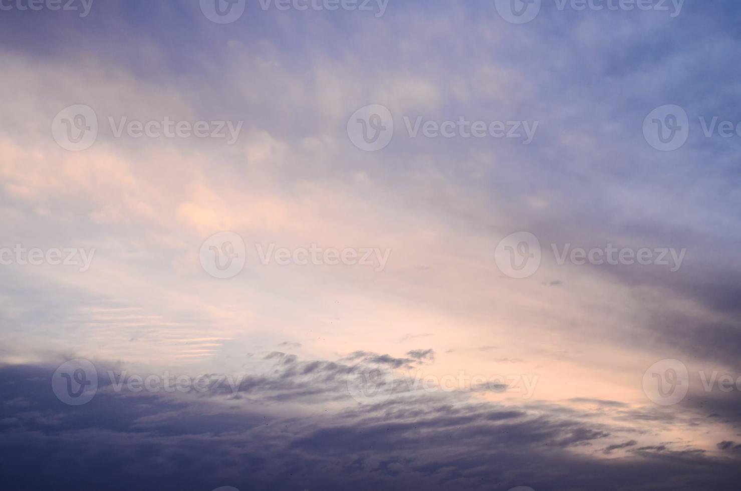 cielo al di sopra di il tramonto foto