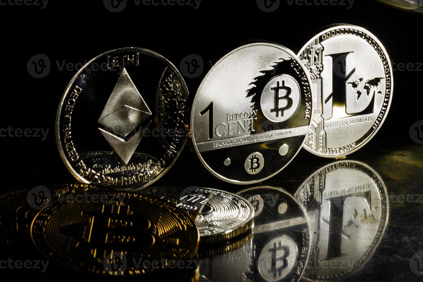 digitale criptovalute bitcoin Ethereum litecoin foto