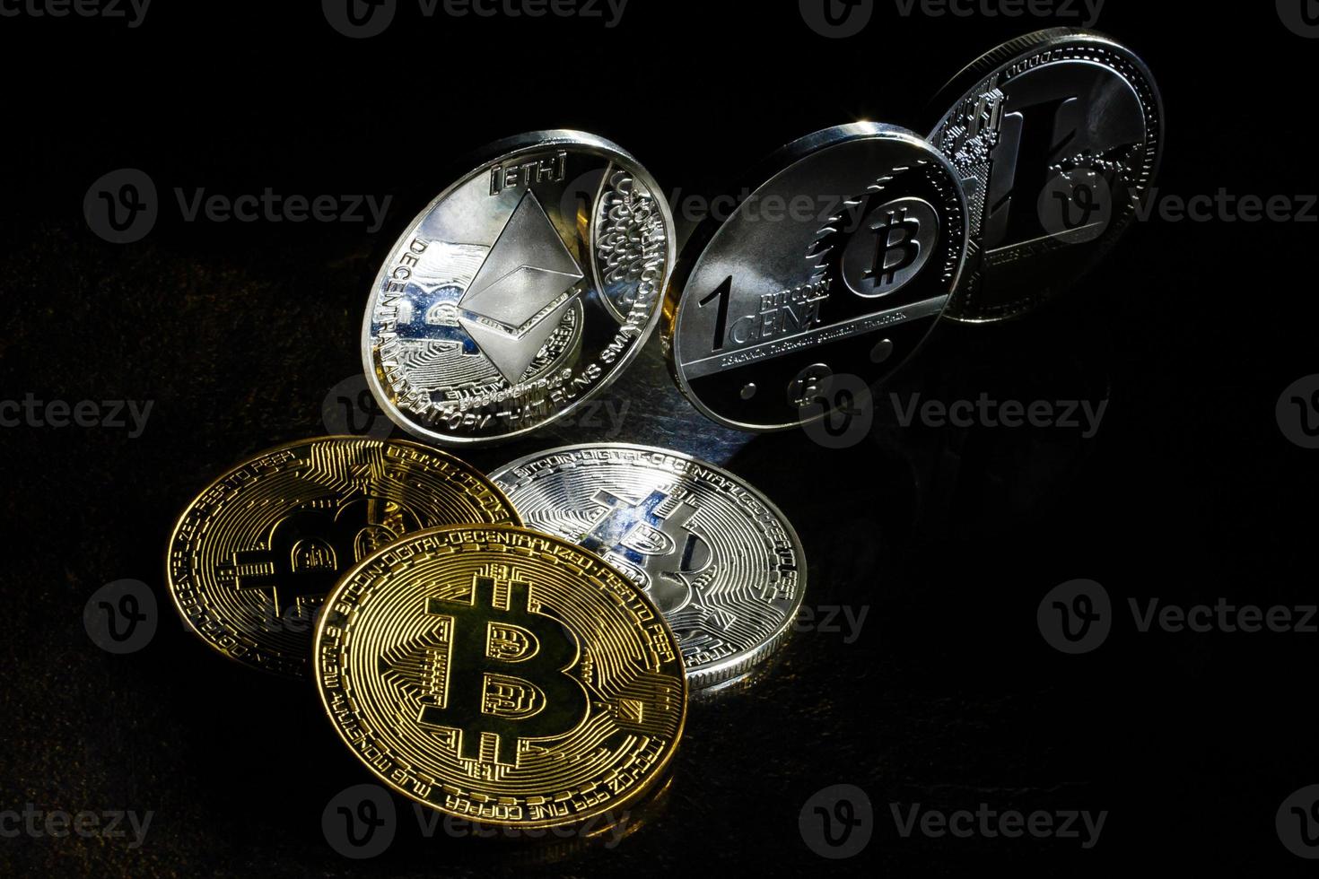 digitale criptovalute bitcoin Ethereum litecoin foto