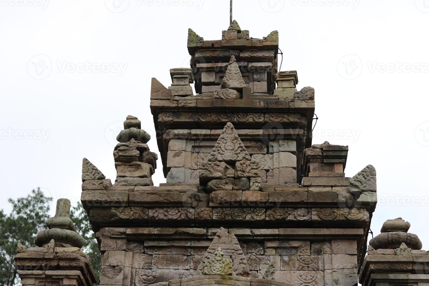 ghedong songo tempio fotografie prese a partire dal parecchi diverso angoli. antico e Vintage ▾ edificio fotografie.