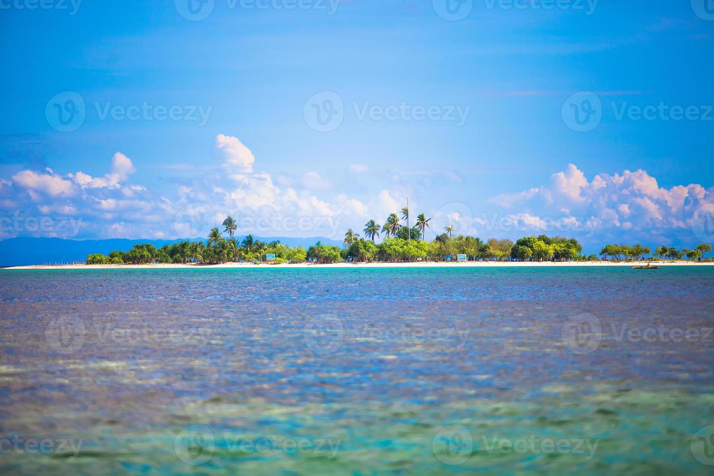 bellissimo tropicale deserto isola foto