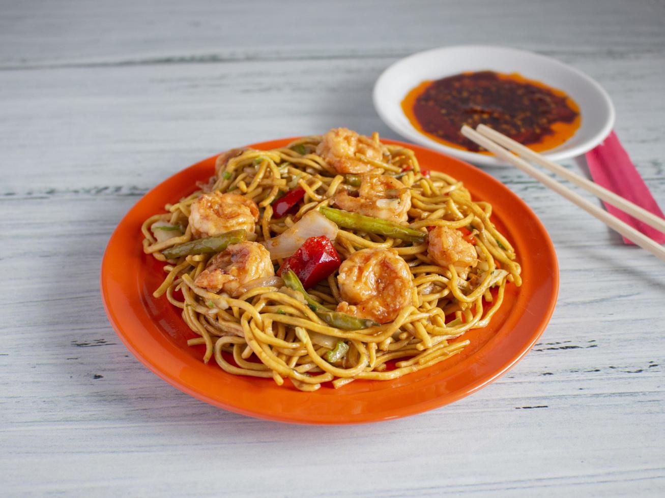 gamberetti chow mein foto