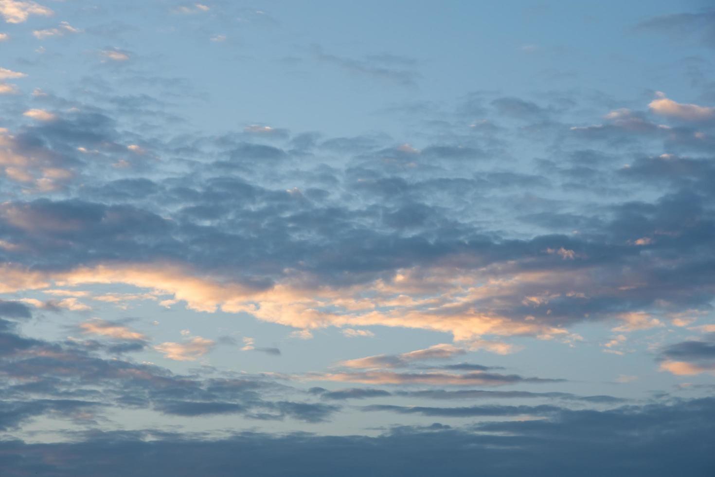 cielo al tramonto foto