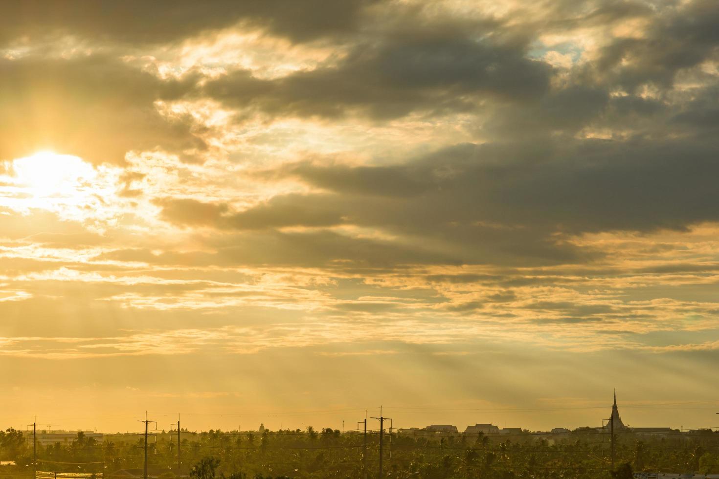 cielo al tramonto foto