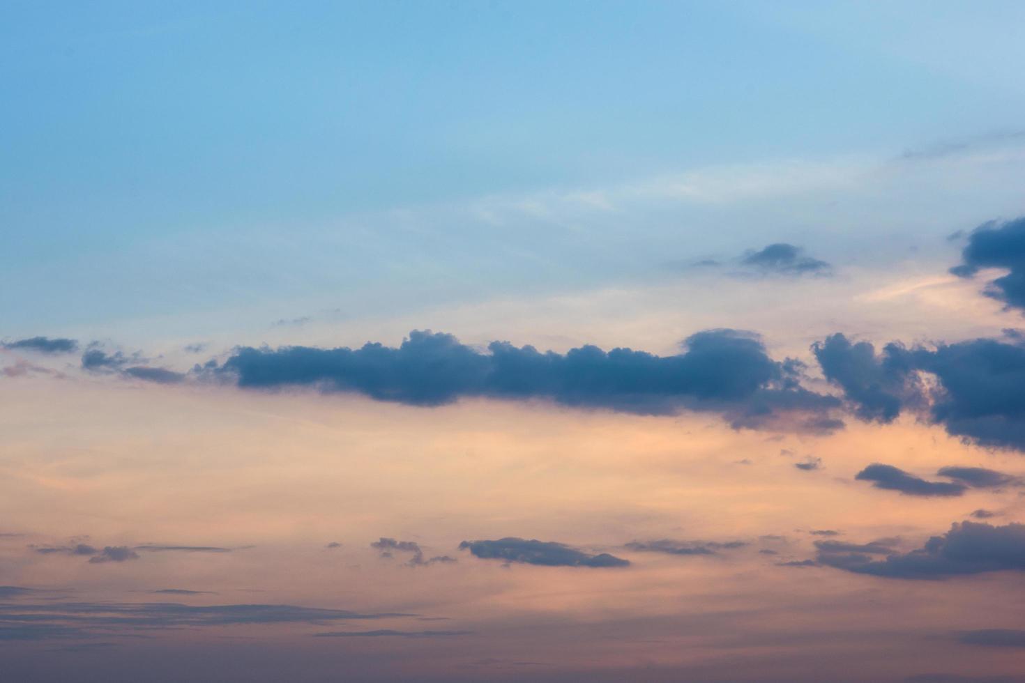 il cielo al tramonto foto