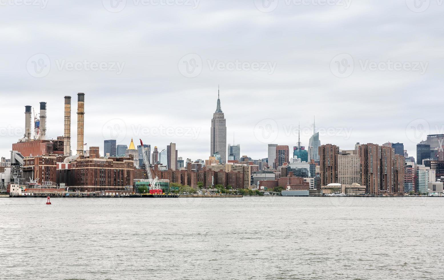 Visualizza di midtown Manhattan orizzonte con impero stato edificio foto