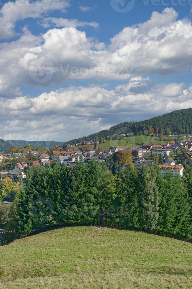 popolare villaggio di baiersbronn vicino per freudestadt nel nero foresta, Germania foto