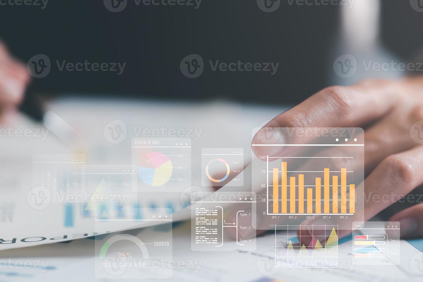 attività commerciale persone leggere attività commerciale statistica grafico rapporti, per analizzare e Ottimizzare aziendale strategia, gestire finanziario e marketing documenti, aggiornare annuale bilancio conti, azienda crescita dati. foto