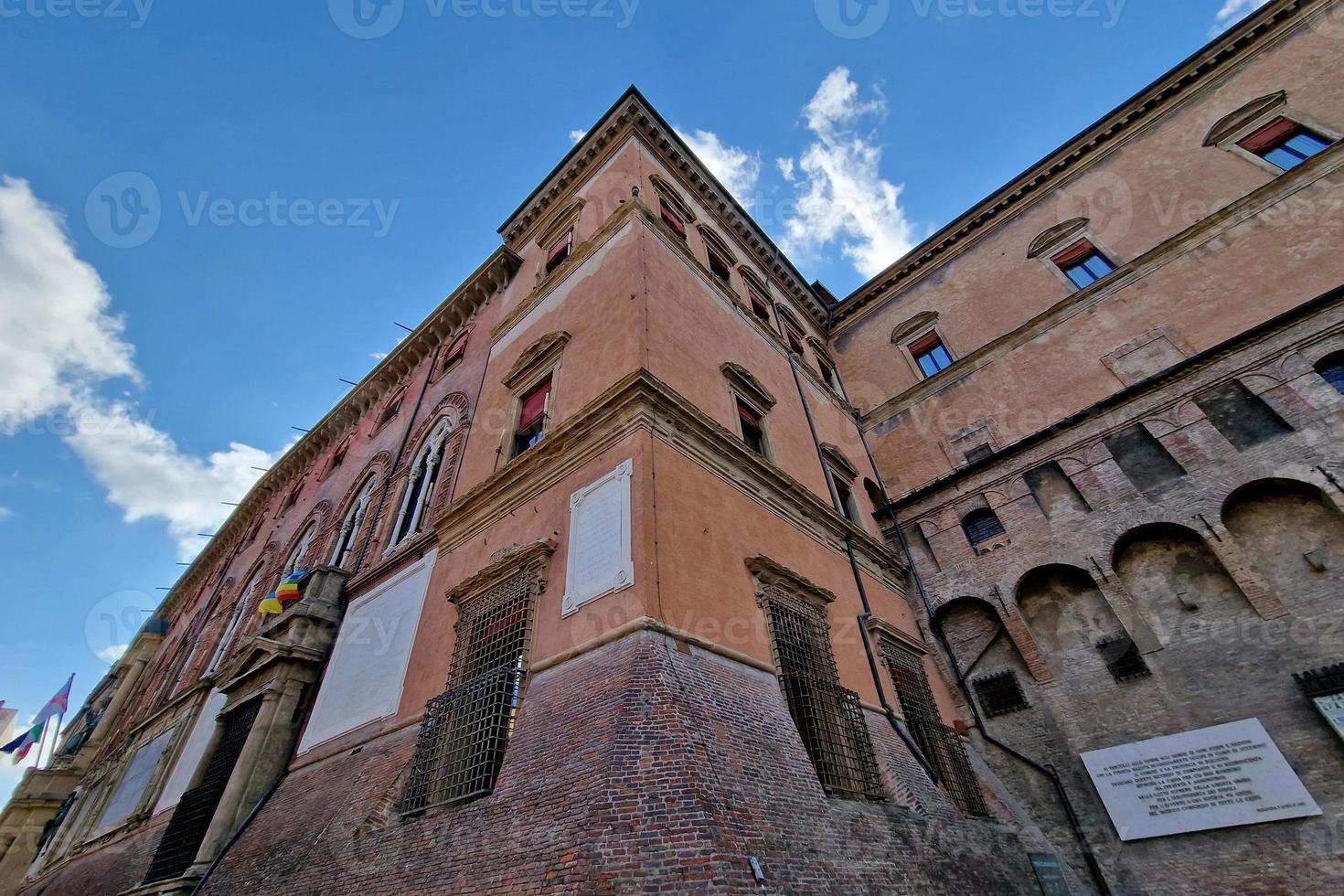 bologna piazza maggiore accursio palazzo piazza Visualizza foto