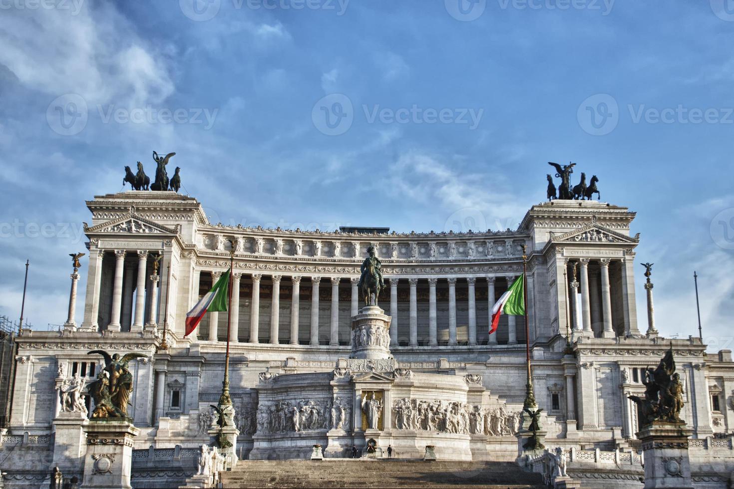 Roma sconosciuto soldato edificio a tramonto foto