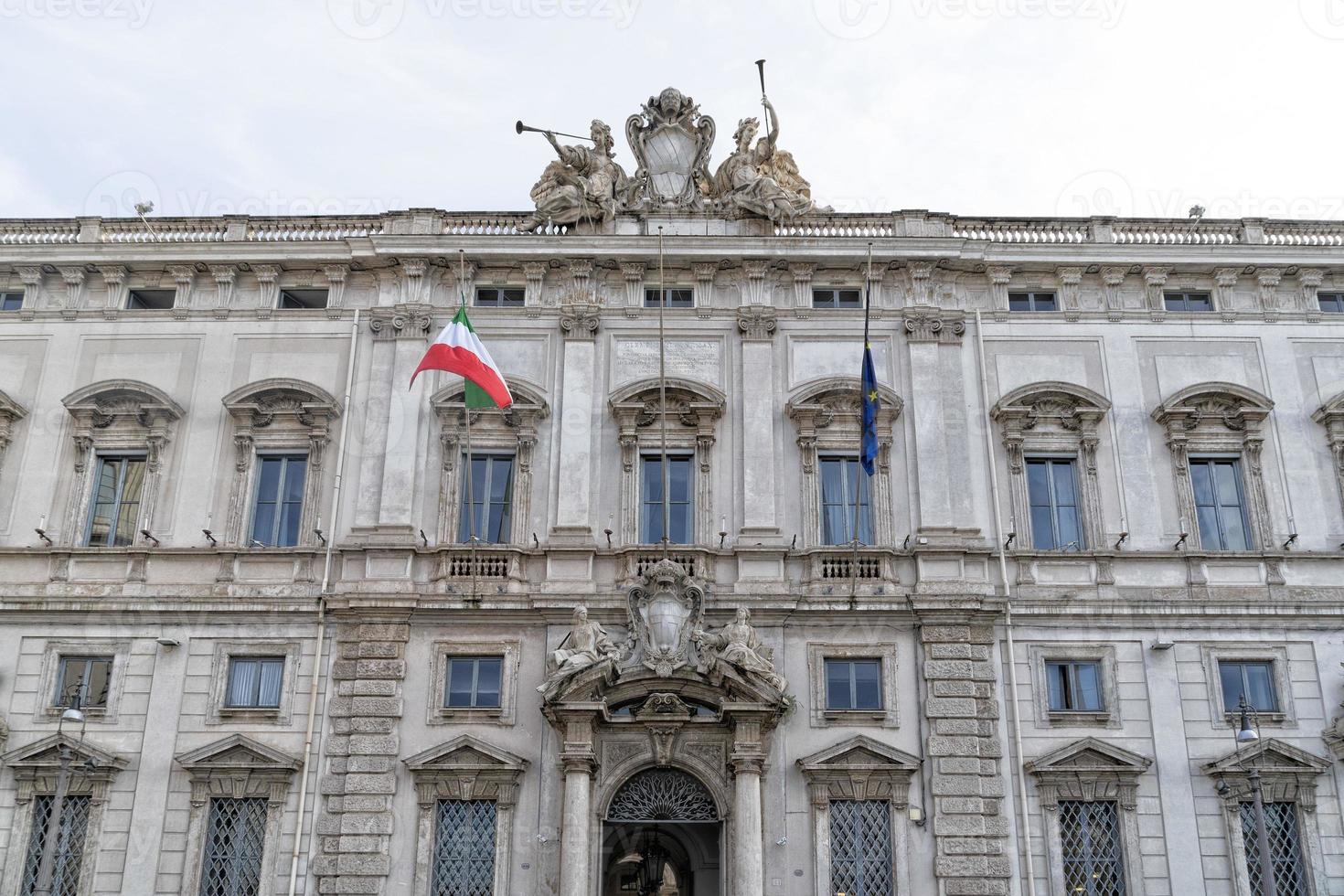 Roma costituzionale Tribunale consulta palazzo foto