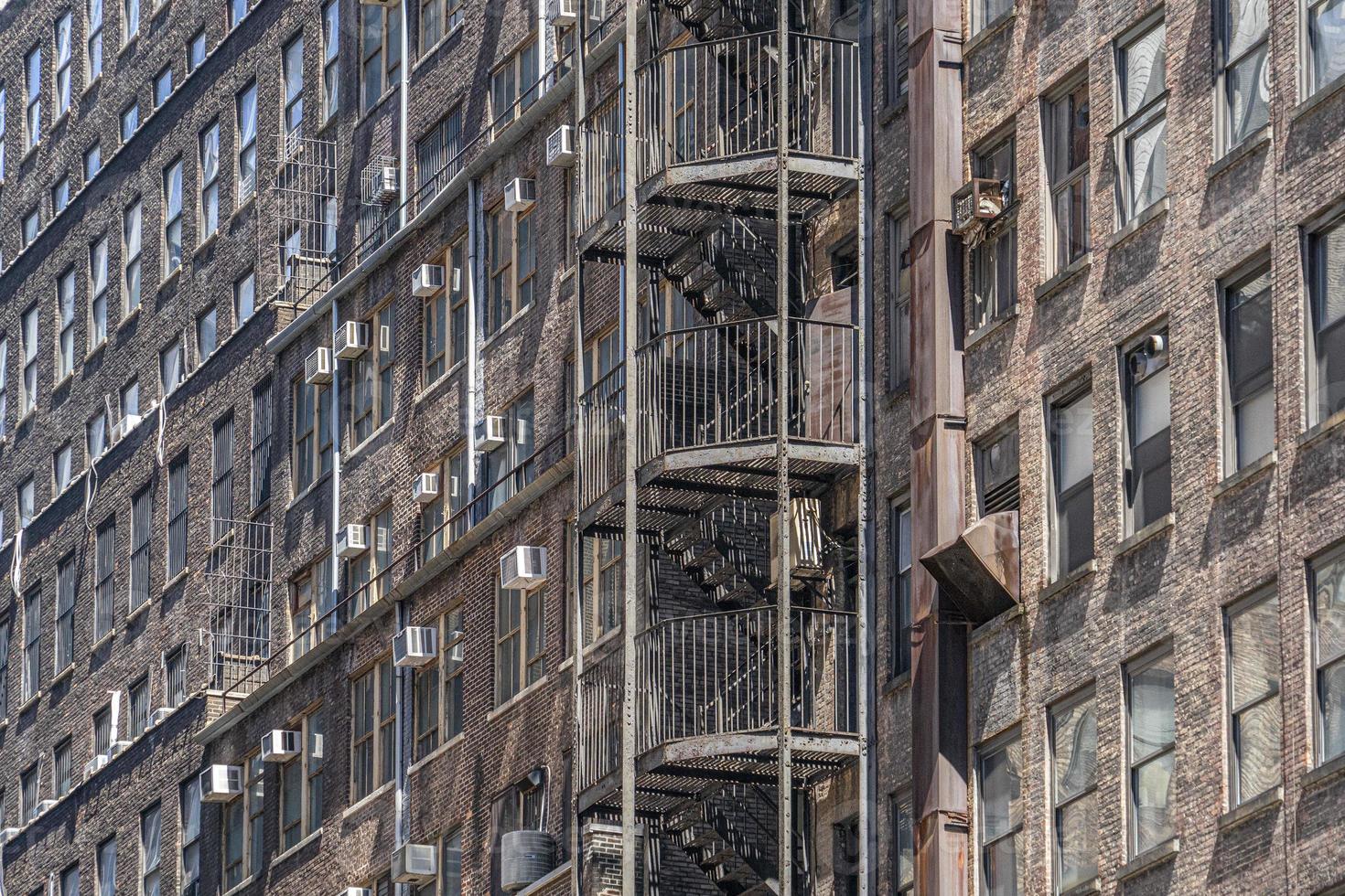 fuoco fuga scala nel nuovo York città edificio foto
