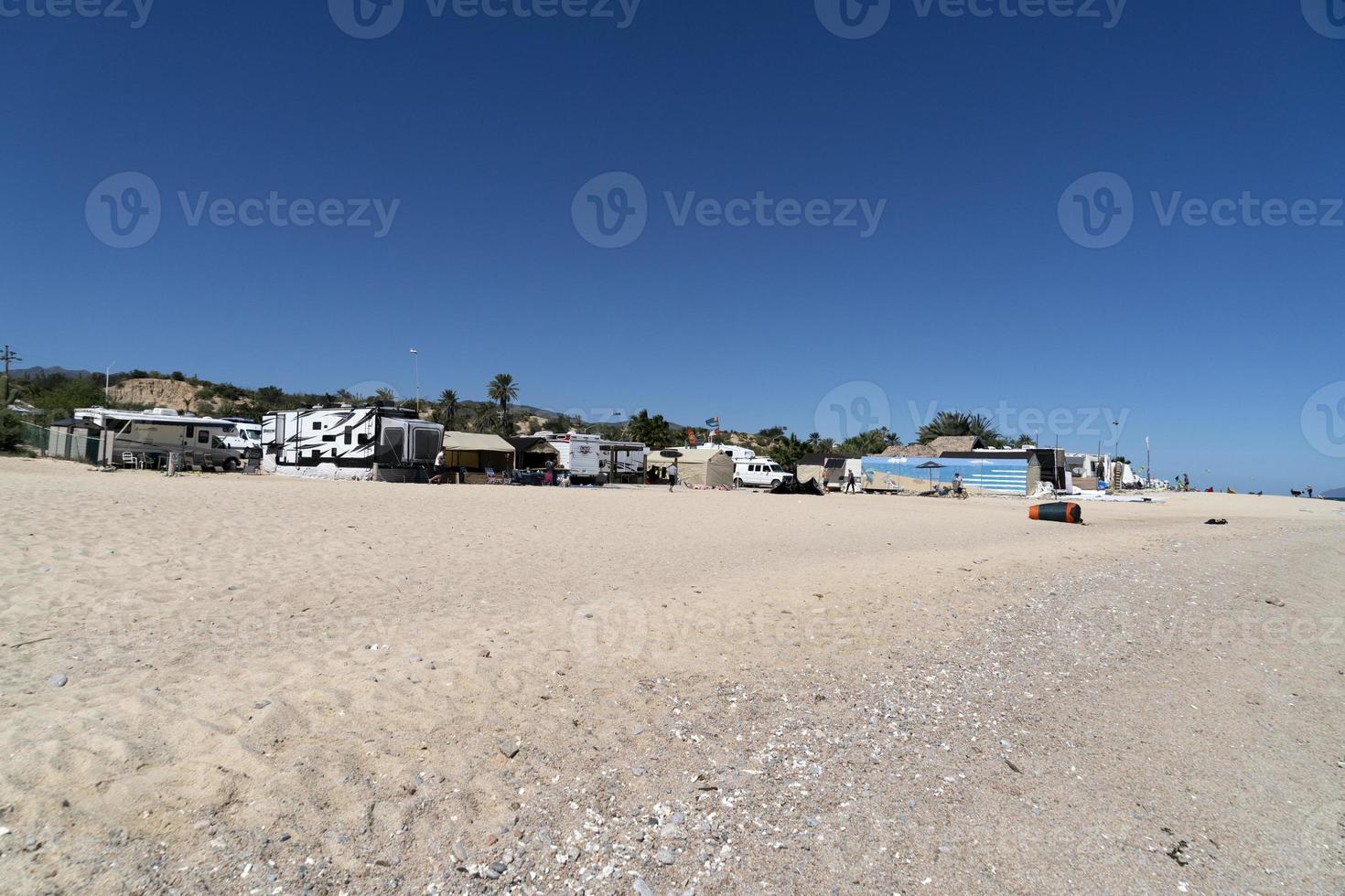 la ventana, Messico - febbraio 16 2020 - aquilone surfing su il ventoso spiaggia foto