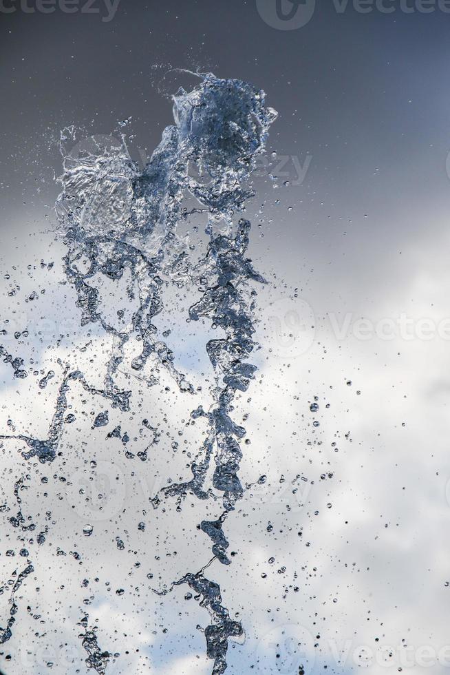 acqua spruzzo nel il cielo foto