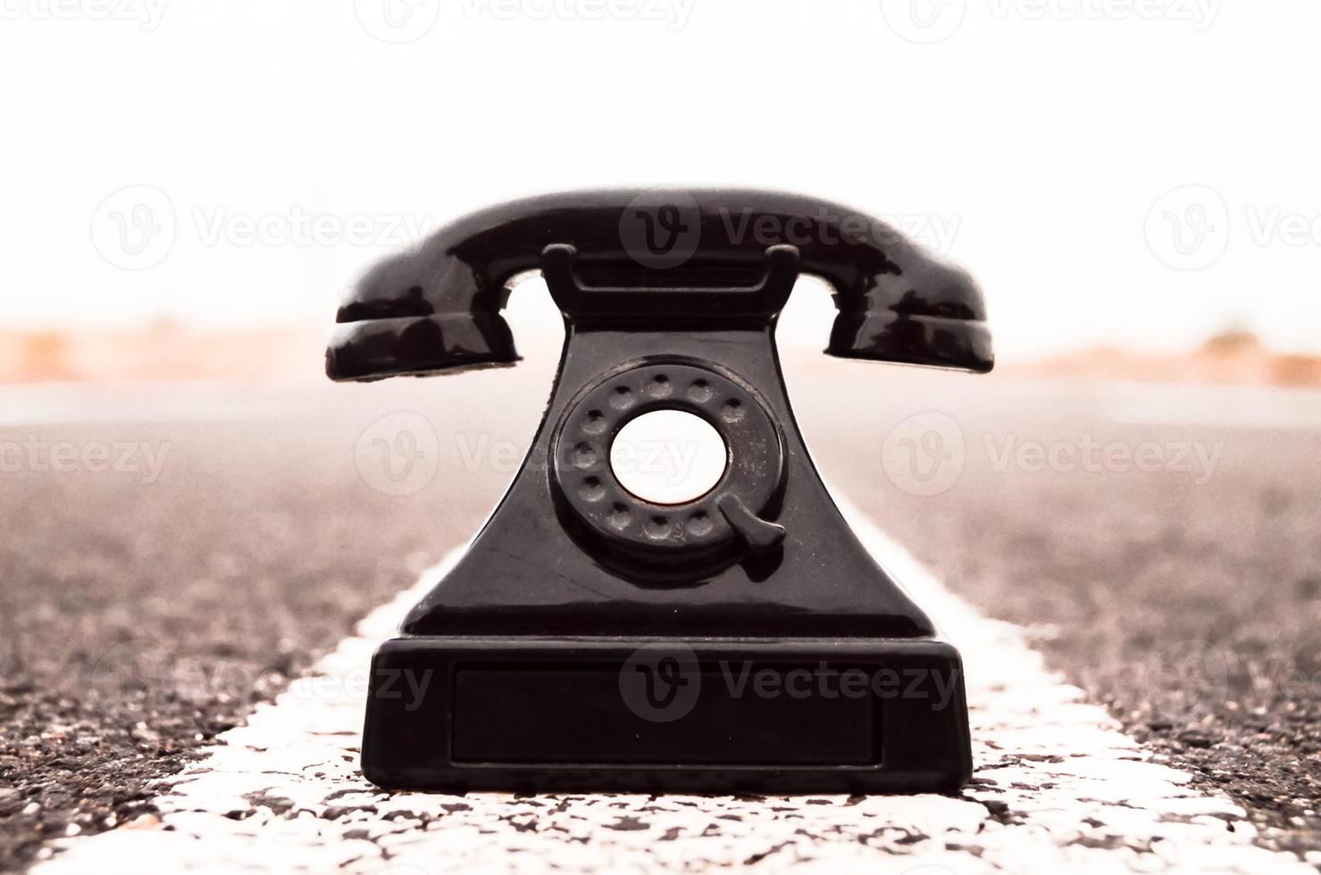 Vintage ▾ Telefono su il strada foto