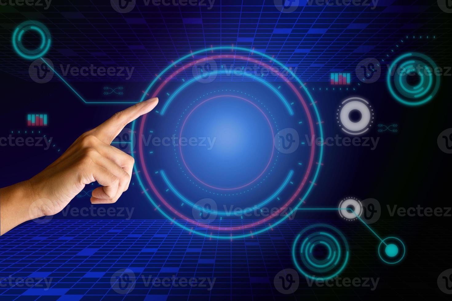 dito toccare su hi-tech cerchio con un' rettangolare forme su un' blu e rosso astratto sfondo. futuristico comunicazione e connessione concetto. cyberspazio, e digitale innovazione foto