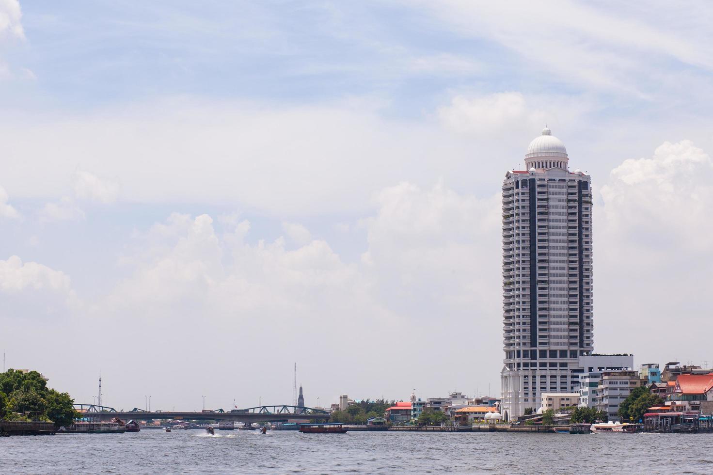 l'edificio più alto di Bangkok foto