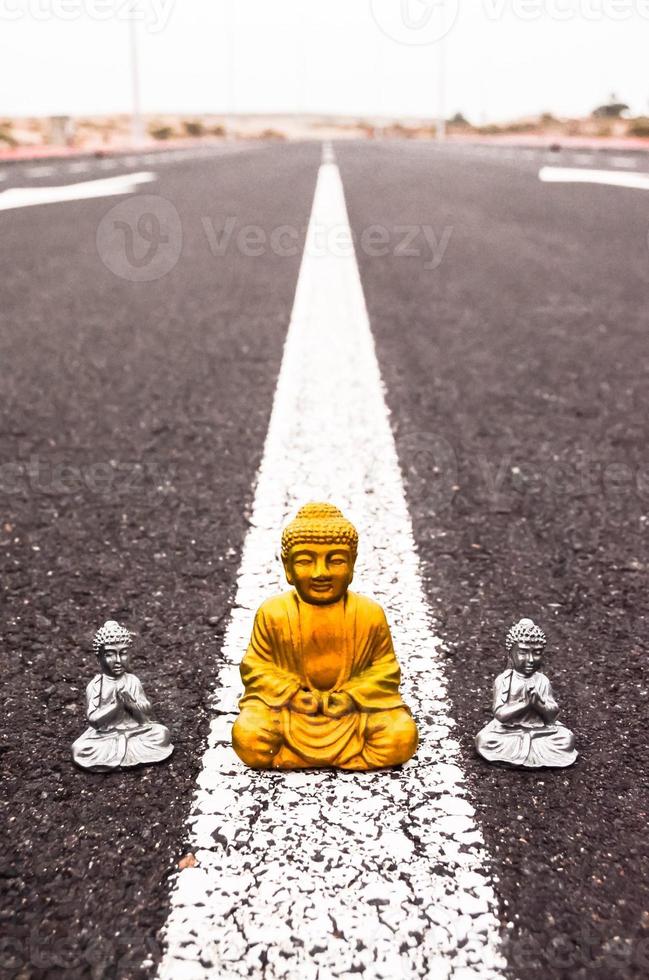 Budda miniatura su il strada foto