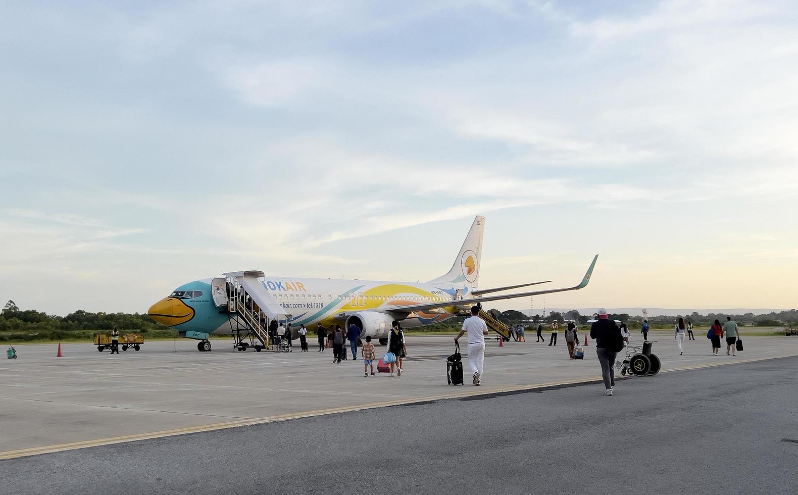 sakon nakhon internazionale aeroporto su ottobre 27, 2022, nok aria azienda è uno di il Basso costo le compagnie aeree nel Tailandia. foto