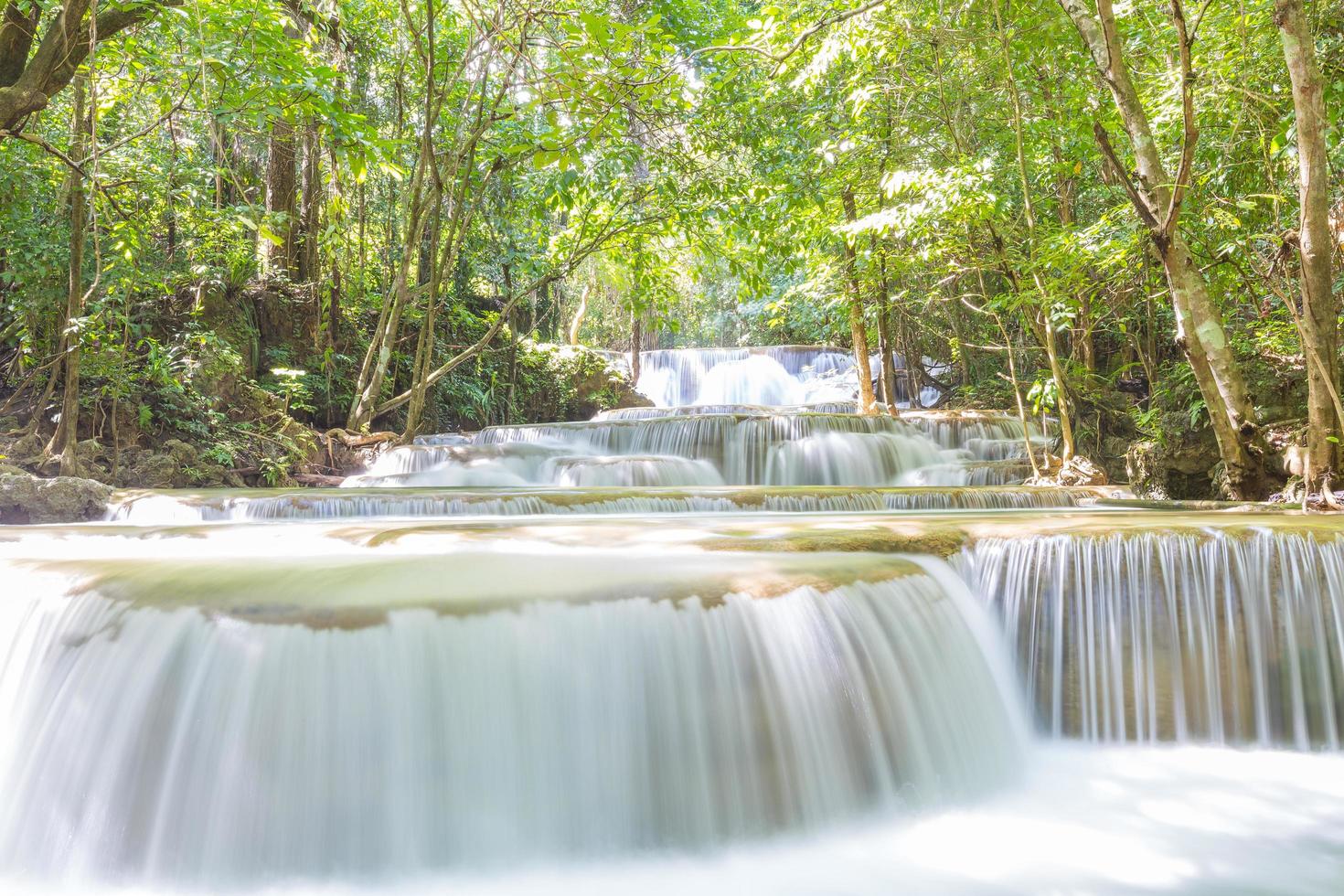 cascate huai mae khamin foto