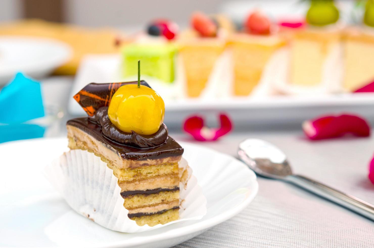 torta al cioccolato a strati foto