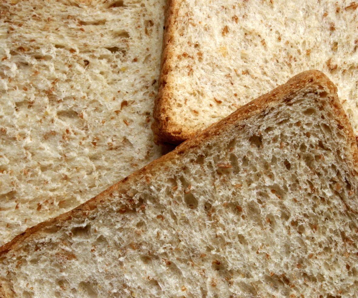 fette di pane integrale foto