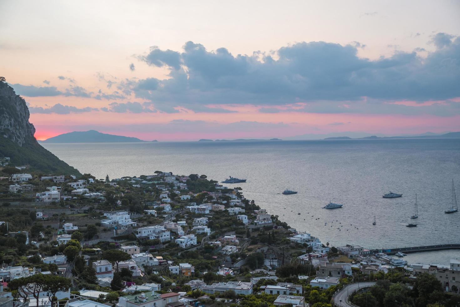 tramonto a capri, italia foto