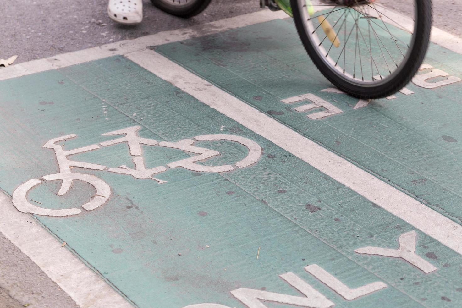 segno di pista ciclabile foto