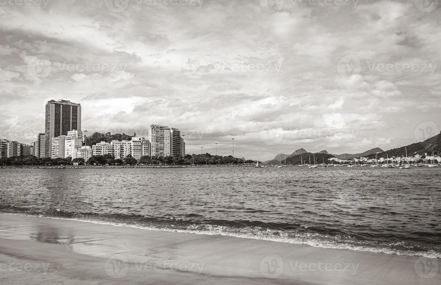 botafogo beach flamengo urca paesaggio urbano panorama rio de janeiro brasile. foto