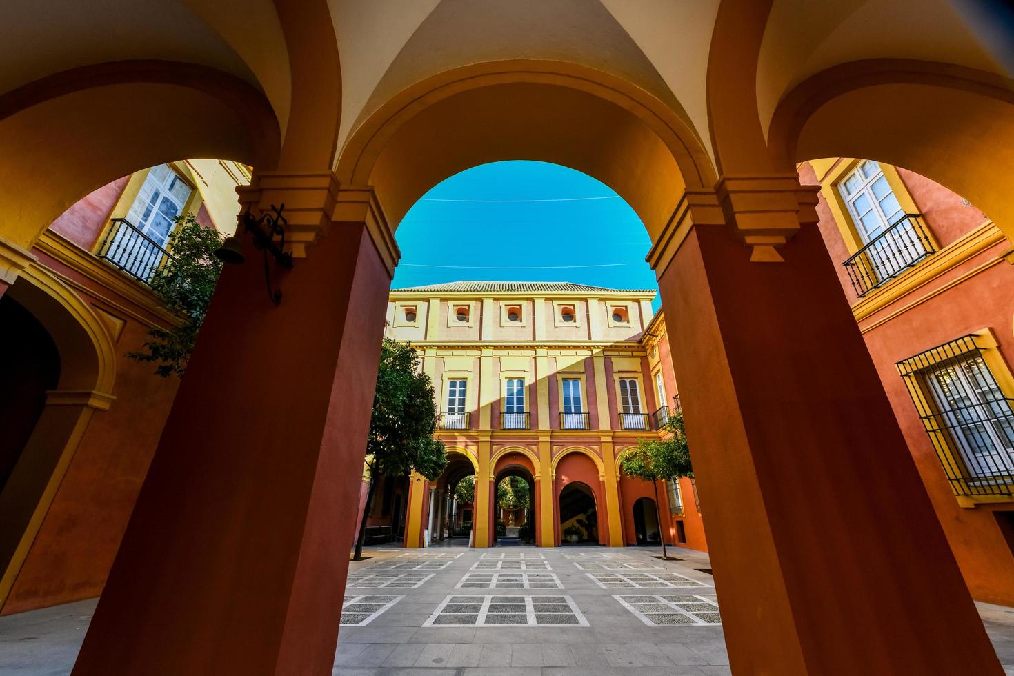 siviglia, Spagna - dec 6, 2021, dell'arcivescovo palazzo palacio arzobispal , un' storico eredità monumento nel Siviglia, Spagna foto