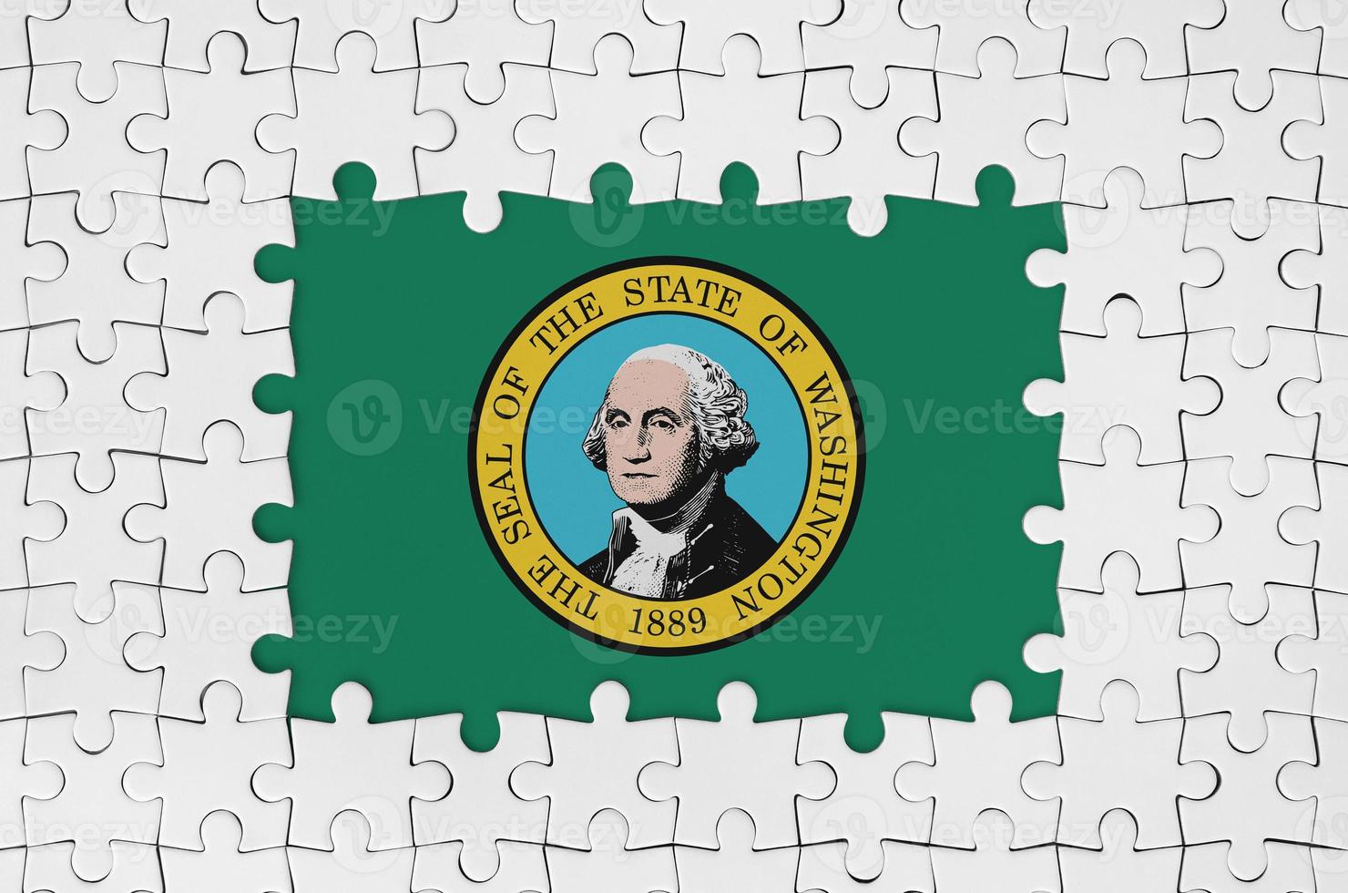 Washington noi stato bandiera nel telaio di bianca puzzle pezzi con mancante centrale parte foto