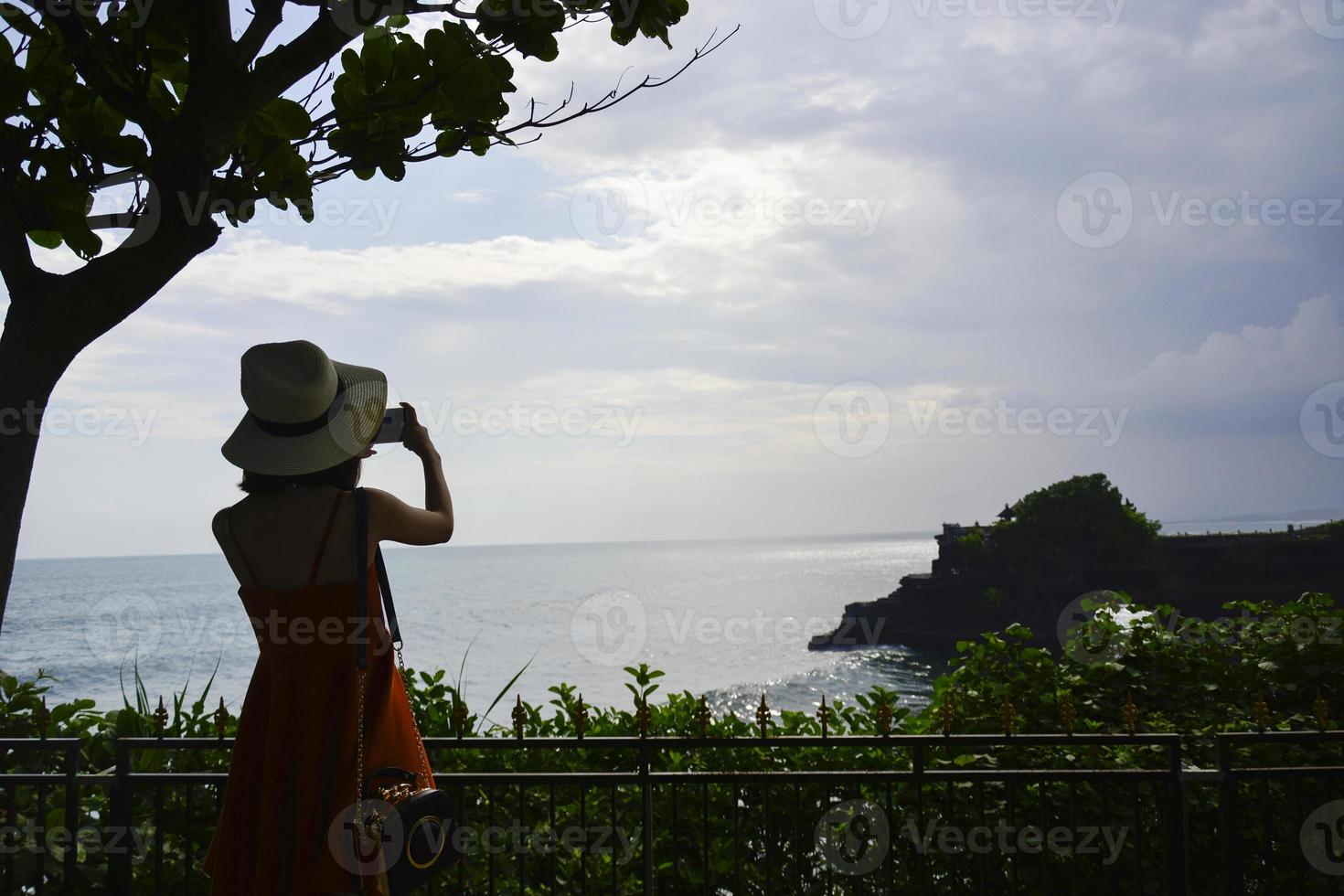 un' ragazza fotografia paesaggio e natura foto