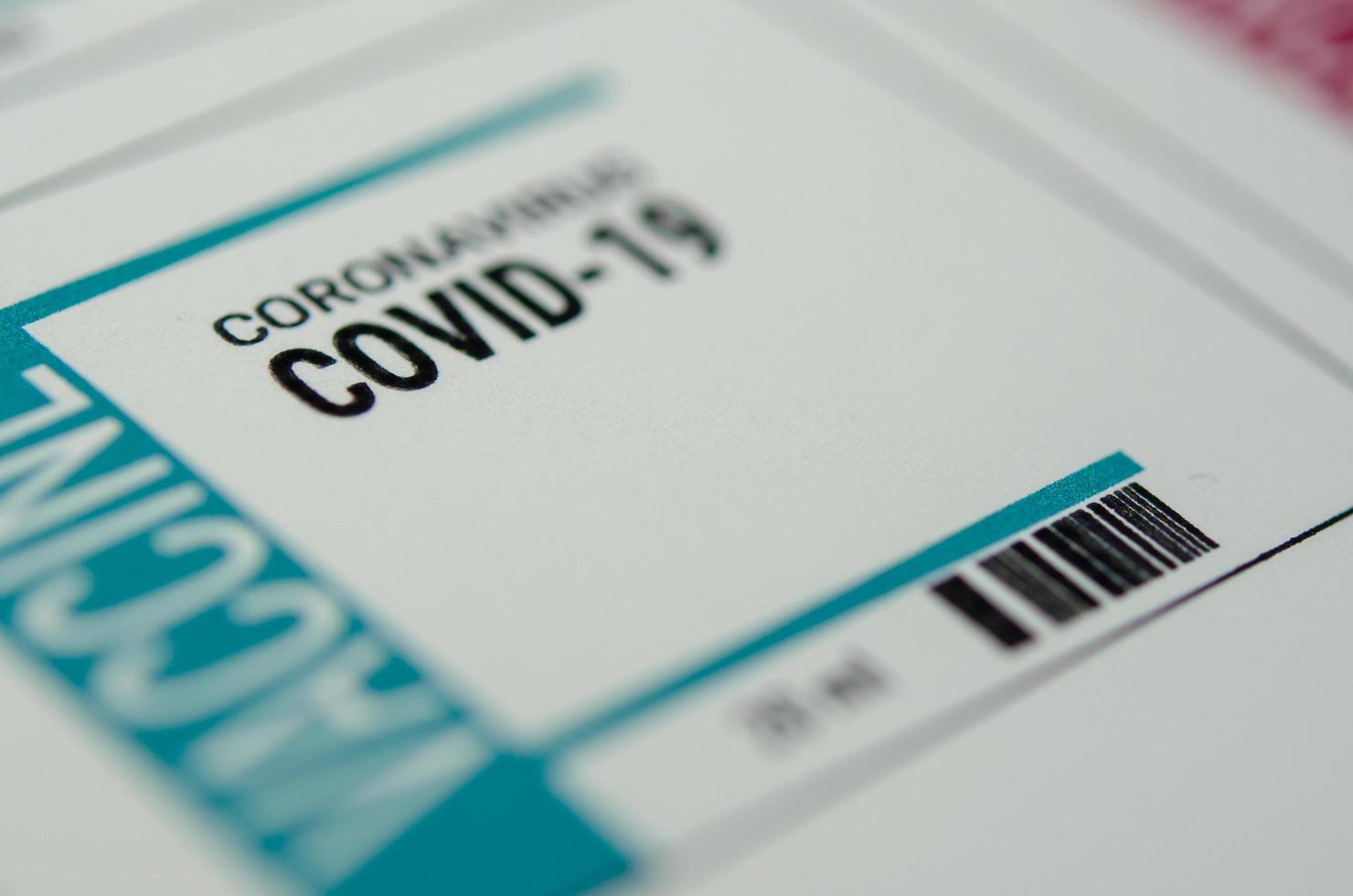 un'etichetta del vaccino contro il coronavirus per covid-19 foto