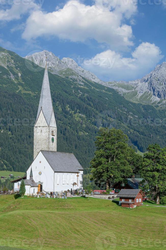 villaggio di Mittelberg, Kleinwalsertal, Vorarlberg, Austria foto