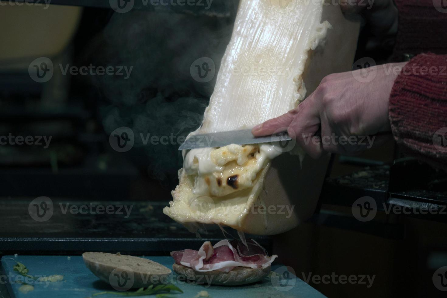 raclette Panini fuso svizzero formaggio foto