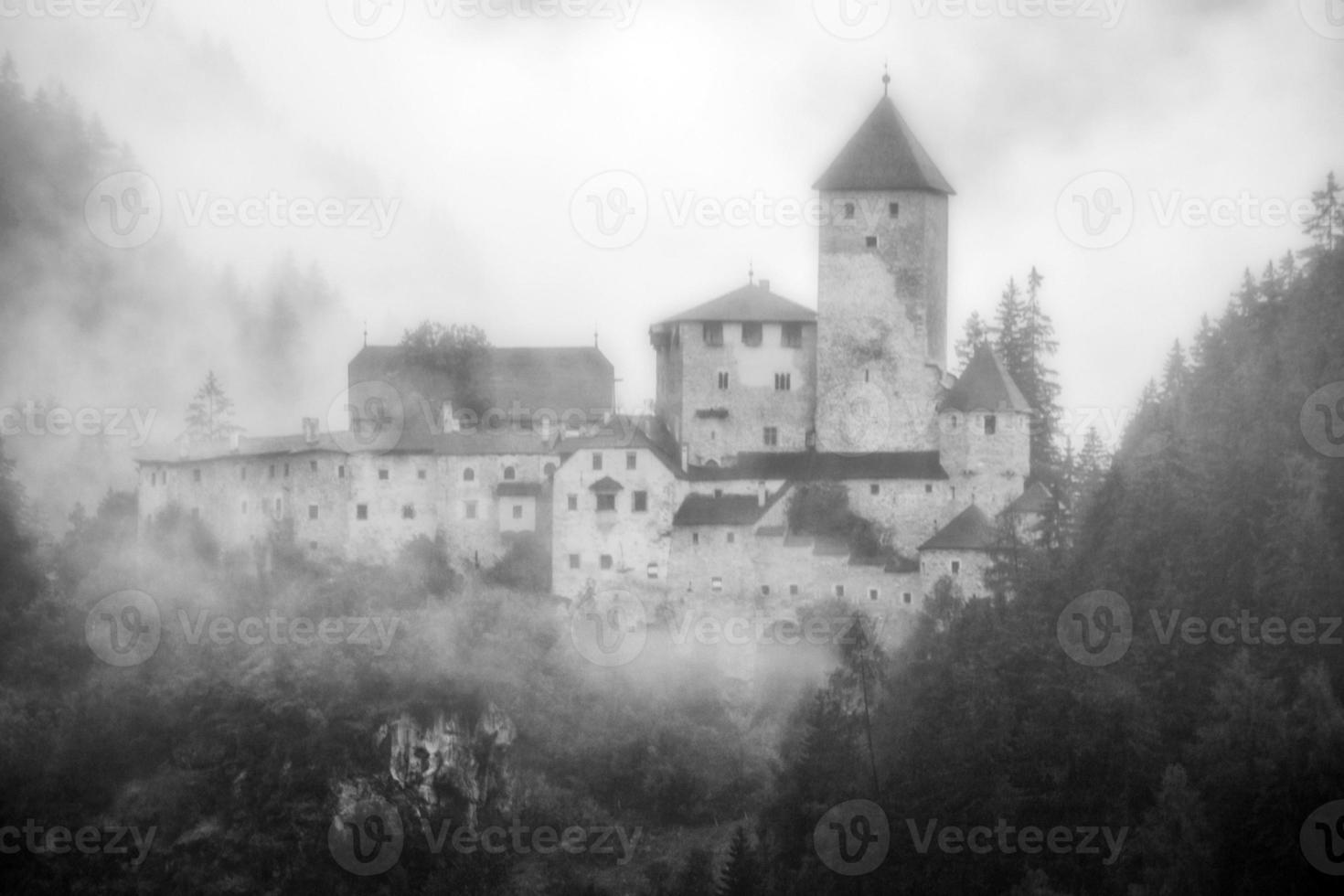 borgo tortora castello storico medievale foto