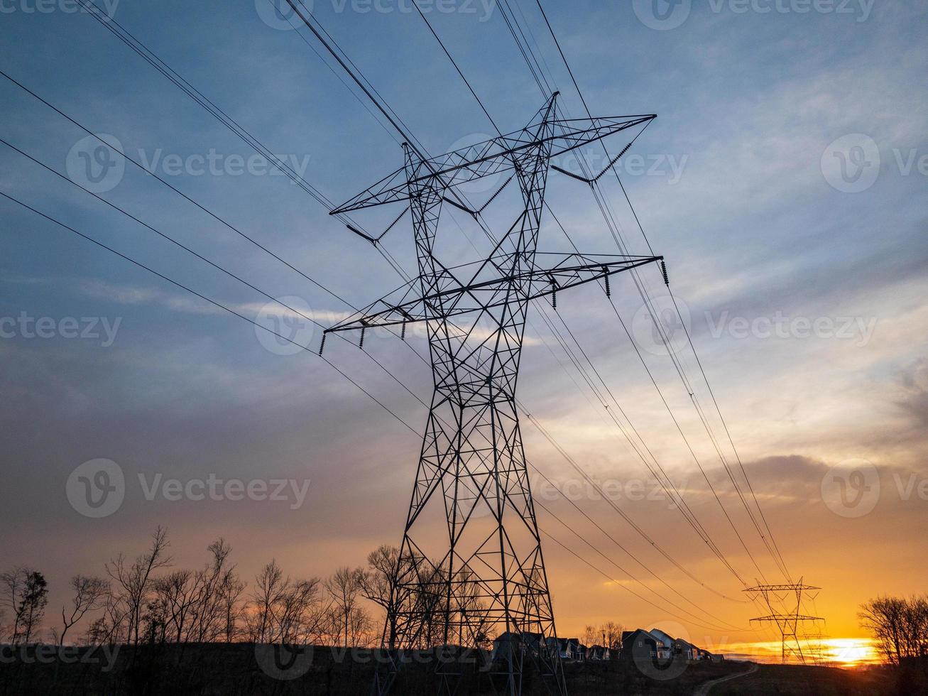 linee elettriche ad alta tensione foto