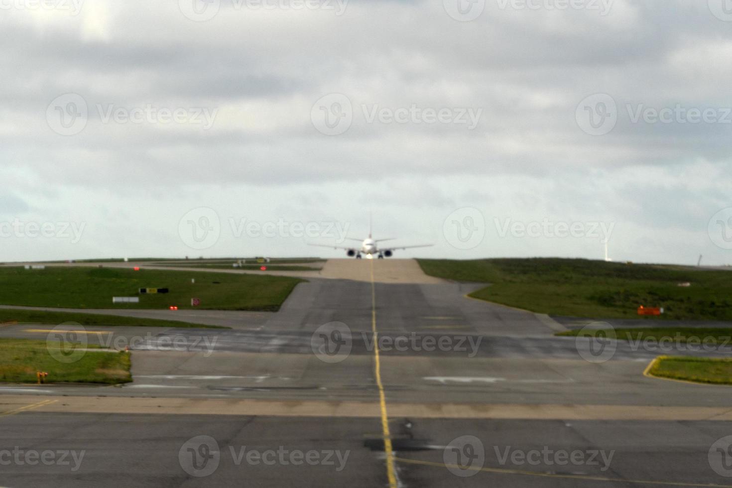 Parigi, Francia - novembre 7 2019 - Parigi aeroporto cdg atterraggio e Caricamento in corso carico e passeggeri foto