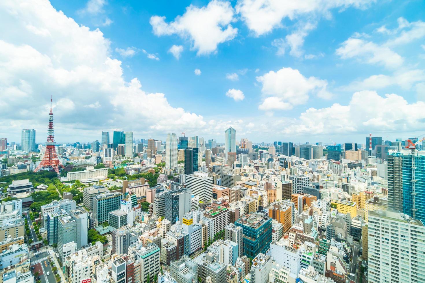 edifici nella città di tokyo, giappone foto