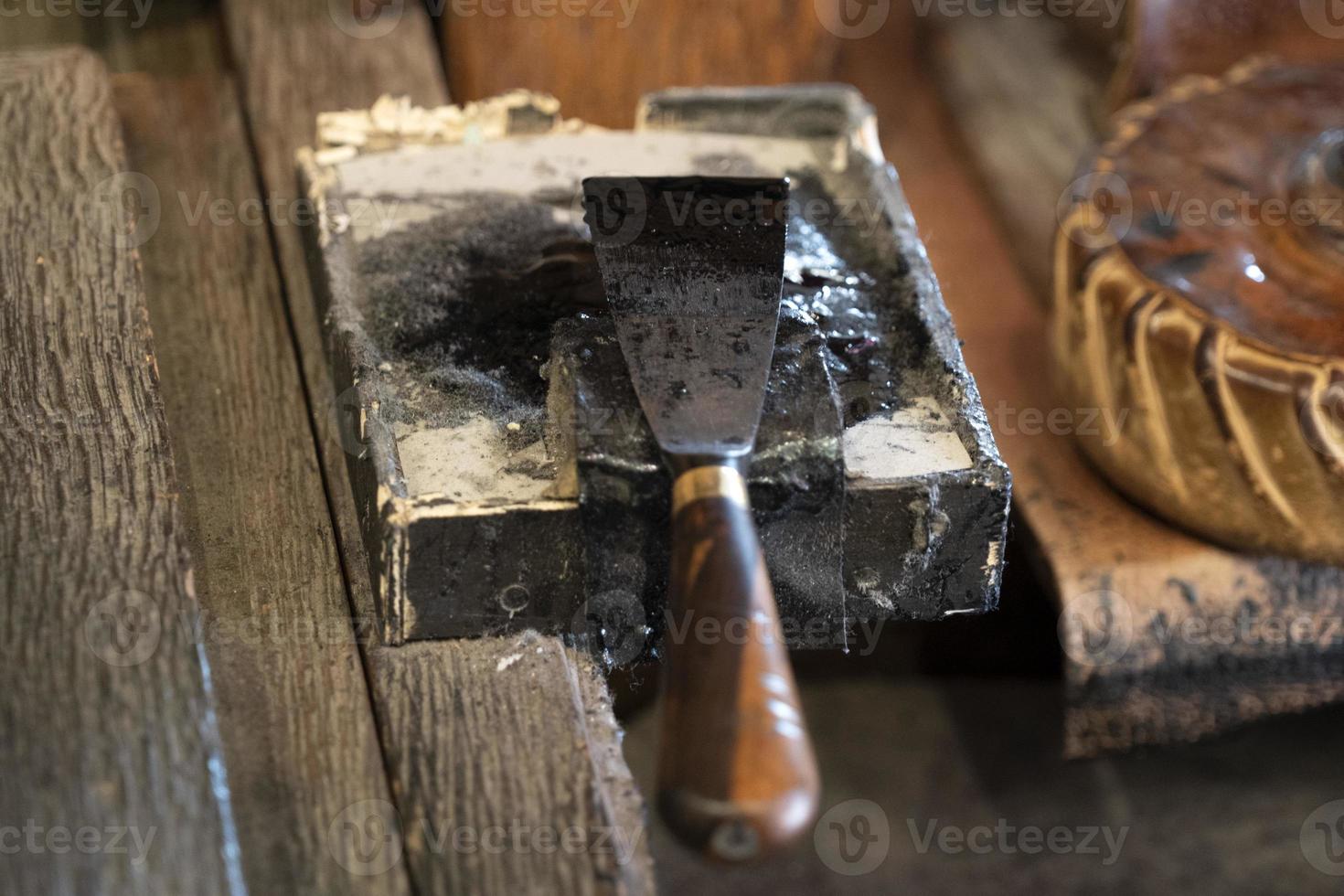 vecchio antico Stampa macchina mano stampa foto