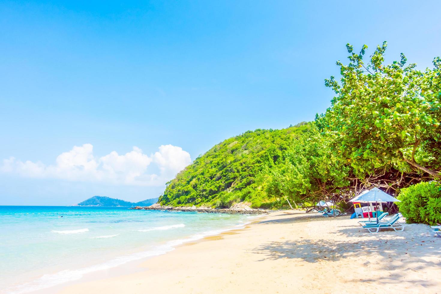 bellissima spiaggia tropicale foto