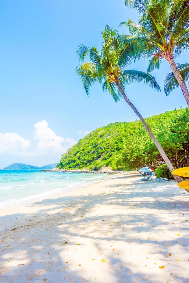 bellissima spiaggia tropicale foto